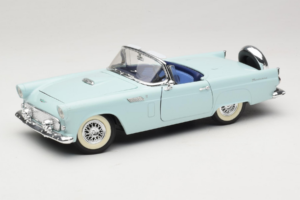 Ford Thunderbird Зелен Revell 1:18 8804-G1 Метал