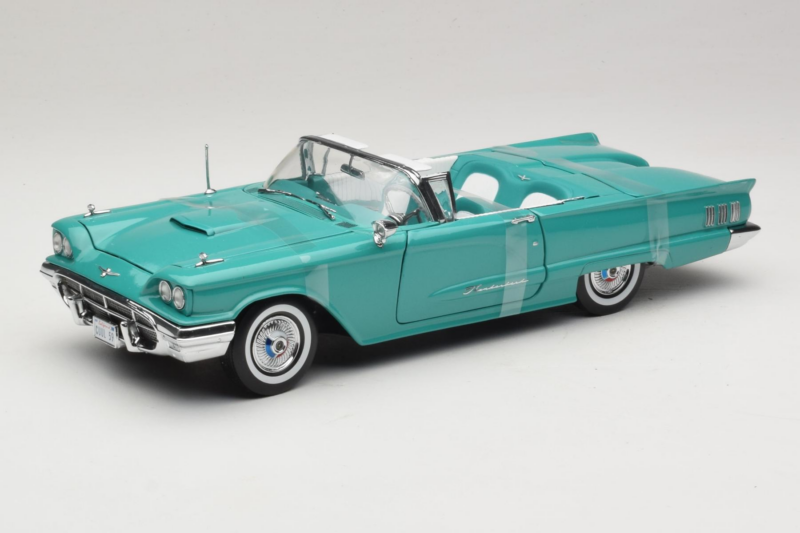Ford Thunderbird Кабриолет Зелен Sun Star 1:18 4315-P1 Метал