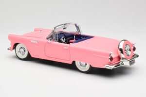 Ford Thunderbird Розов Revell 1:18 8804 Метал — снимка 7 от 8