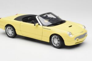 Ford Thunderbird Show Car Жълт Maisto 1:18 50335 Метал — снимка 6 от 8