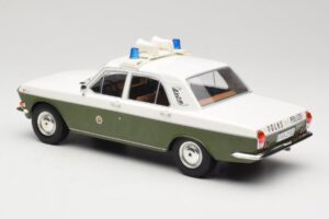GAZ Volga GAZ-24 Полиция MCG 1:18 MCG18015 Метал — снимка 5 от 6