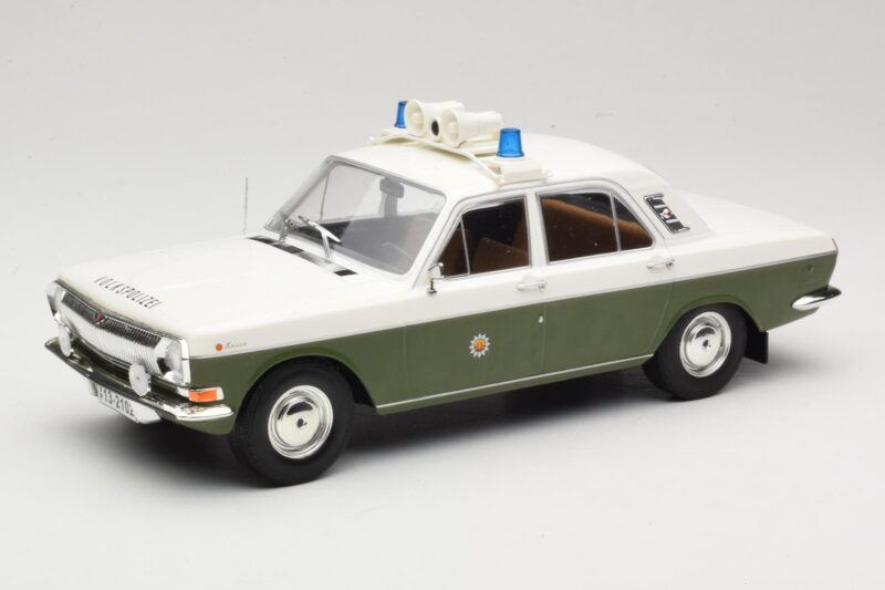 GAZ Volga GAZ-24 Полиция MCG 1:18 MCG18015 Метал