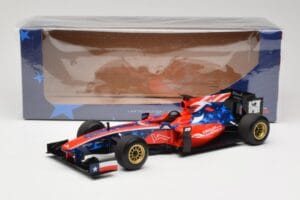Generic F1 Car 2019-2020 Circuit of the Americas Minichamps 1:18 113190000 Метал — снимка 7 от 7