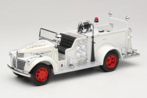 GMC Пожарна Кола Бял Road Signature 1:18 20068 Метал