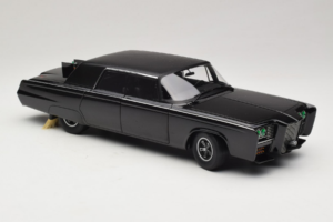 Chrysler Imperial Black Beauty Green Hornet TV Series AUTOart 1:18 71546 Метал — снимка 6 от 8