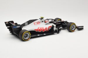 Haas VF-20 #20 K. Magnussen Abu Dhabi GP 2020 Minichamps 1:18 110201720 Метал — снимка 2 от 6