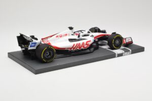 Haas VF-22 #20 K. Magnussen British GP 2022 Minichamps 1:18 117221020 Метал — снимка 3 от 6