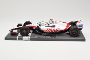 Haas VF-22 #47 M. Schumacher Bahrain GP 2022 Minichamps 1:18 117220147 Метал