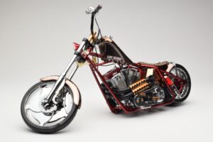 Harley-Davidson West Coast Choppers Diablo Soft Tail Злато Червен Minichamps 1:5 JJ04-05-03 Метал