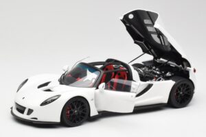 Hennessey Venom GT Бял AUTOart 1:18 75404 Метал — снимка 2 от 8