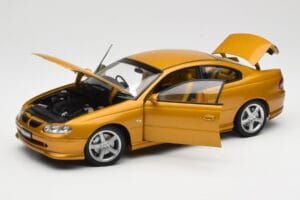 Holden Coupe 60 Concept Metallic Gold AUTOart 1:18 73432 Метал — снимка 2 от 8