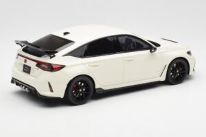 Honda Civic Type R FL5 Championship Бял Otto 1:18 OT1056 Смола — снимка 2 от 6