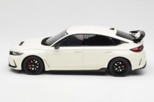 Honda Civic Type R FL5 Championship Бял Otto 1:18 OT1056 Смола — снимка 3 от 6