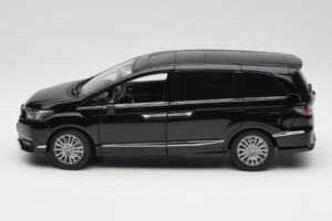 Honda Elysion Тъмносин OEM 1:18 26701 Метал — снимка 4 от 8