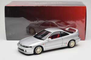 Honda Integra Type R DC2 Pre-Facelift Vogue Silver Metallic MotorHelix 1:18 M85202 Метал — снимка 8 от 8