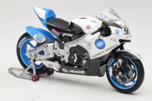 Honda RC212V #56 S. Nakano Konica Minolta Honda MotoGP 2007 Minichamps 1:18 112071056 Метал — снимка 4 от 6