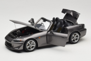 Honda S2000 AP2 Type S Moon Rock Metallic MotorHelix 1:18 M85111 Метал — снимка 3 от 9