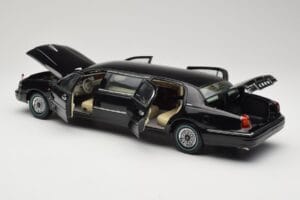Hongqi Qijian CA7460 FAW 1:18 139940 Метал — снимка 5 от 8