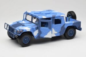 Hummer H1 Humvee Син & Бял Motormax 1:18 73157 Метал — снимка 2 от 8