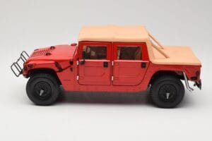 Hummer H1 Soft Top Червен Exoto 1:18 01805 Метал — снимка 4 от 8