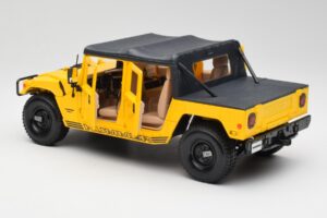 Hummer H1 Soft Top Жълт Maisto 1:18 56041 Метал — снимка 5 от 8