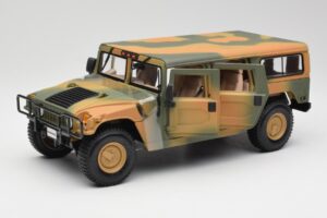 Hummer H1 Station Wagon Military Maisto 1:18 56049 Метал — снимка 2 от 8