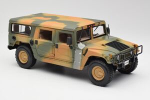Hummer H1 Station Wagon Military Maisto 1:18 56049 Метал — снимка 6 от 8