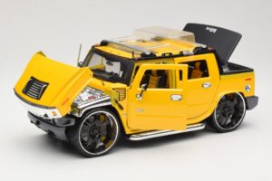 Hummer H2 SUT Concept Жълт Maisto 1:18 31067 Метал — снимка 2 от 8