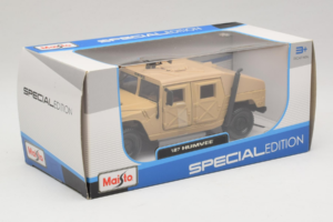 AM General Humvee Military Maisto 1:27 31974 Метал — снимка 2 от 3