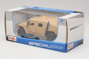 AM General Humvee Military Maisto 1:27 31974 Метал — снимка 3 от 3