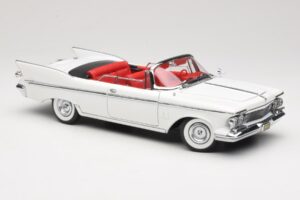 Imperial Crown Кабриолет Бял Road Signature 1:18 20138 Метал — снимка 6 от 8