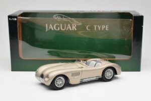 Jaguar C-Type Бронзов AUTOart 1:18 73502 Метал — снимка 8 от 8