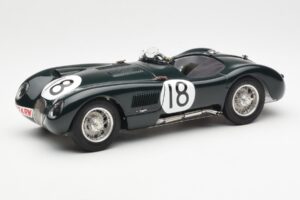 Jaguar C-Type #18 T. Rolt / D. Hamilton 24 Hours of Le Mans Winner 1953 CMC 1:18 M-195 Метал
