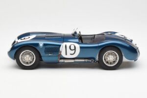 Jaguar C-Type #19 J. Stewart Ecurie Ecosse Goodwood Members Meeting 1954 CMC 1:18 M-192 Метал — снимка 3 от 6