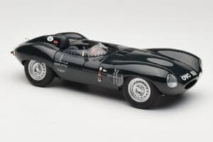 Jaguar D-Type Short Nose Зелен AUTOart 1:18 73561 Метал — снимка 4 от 6