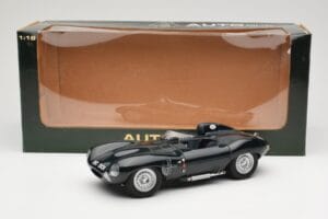 Jaguar D-Type Short Nose Зелен AUTOart 1:18 73561 Метал — снимка 6 от 6