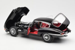 Jaguar E-Type 3.8 Series 1 Черен Kyosho 1:18 08954BK Метал — снимка 5 от 8
