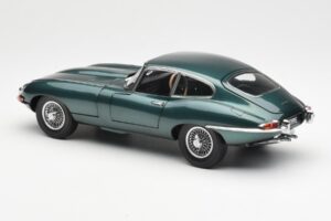 Jaguar E-Type 3.8 Series 1 Тъмно Зелен Kyosho 1:18 08954DG Метал — снимка 7 от 8