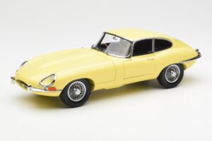 Jaguar E-Type 3.8 Series 1 Светло Жълто Kyosho 1:18 08954LY Метал