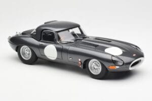 Jaguar E-Type Series 1 Coupe Lightweight Тъмносив AUTOart 1:18 73647 Метал — снимка 6 от 8