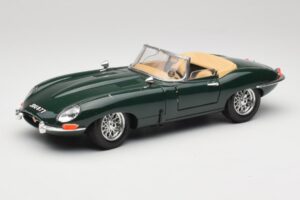 Jaguar E-Type Series 1 Roadster Зелен Bburago 1:18 3018-M5 Метал