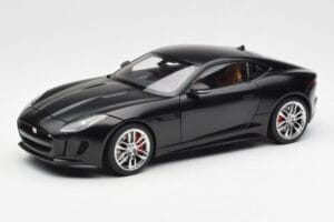 Jaguar F-Type R X152 Мат Черен AUTOart 1:18 73652 Композит