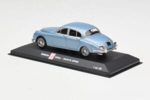 Jaguar Mk II Blue Metallic Minichamps 1:43 433130604 Метал — снимка 3 от 4