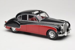 Jaguar Mk VIII Черен & Тъмночервен BoS Models 1:18 BOS408 Смола — снимка 4 от 6