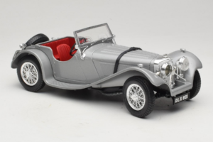Jaguar SS100 Сребрист Bburago 1:18 3006-M2 Метал — снимка 4 от 6