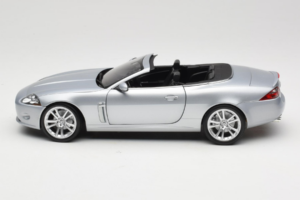 Jaguar XK X150 Кабриолет Сребрист Minichamps 1:18 153130533 Метал — снимка 4 от 8