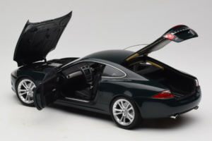 Jaguar XK X150 Зелен Minichamps 1:18 153130503 Метал — снимка 5 от 8