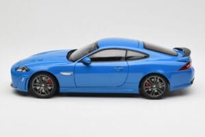 Jaguar XKR-S X150 French Racing Син AUTOart 1:18 73641 Метал — снимка 4 от 8
