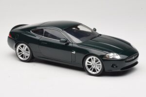 Jaguar XK X150 Coupe Зелен Minichamps 1:18 150130501 Метал — снимка 6 от 8