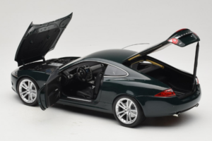 Jaguar XK X150 Зелен Minichamps 1:18 150130500 Метал — снимка 5 от 8